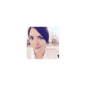 Dra. Leslie Marie Flores