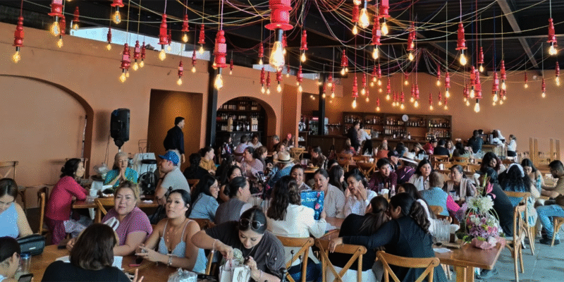 Los Milagros Terraza